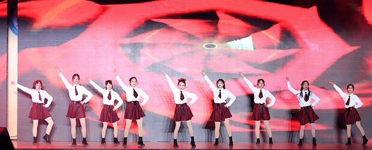 學(xué)生舞蹈《yes ok》.JPG