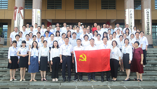 1657097186246224.jpg 5.全體黨員合影.jpg