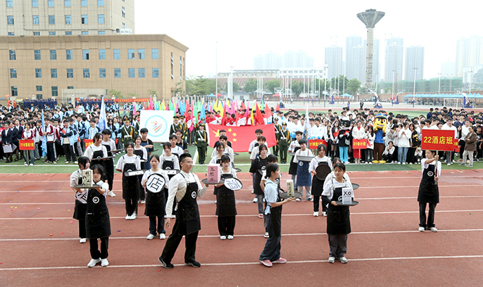 3. 2022級(jí)酒店班方陣.JPG