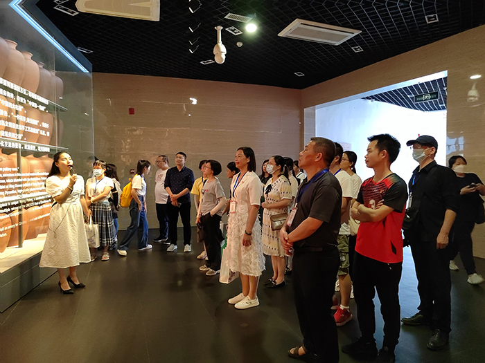 1684725724369759.jpg 4.jpg