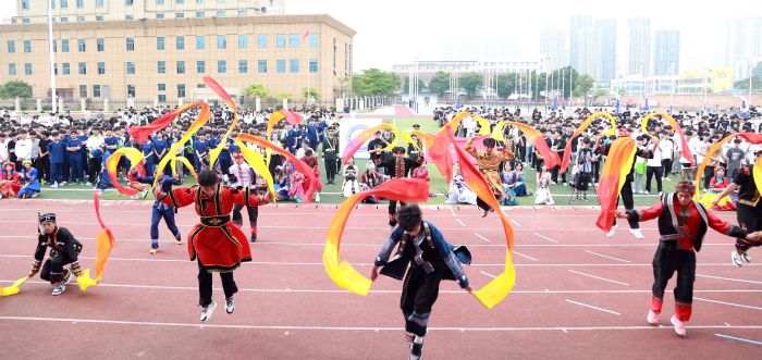 1714119044272182.jpg 3.民族舞蹈表演.jpg