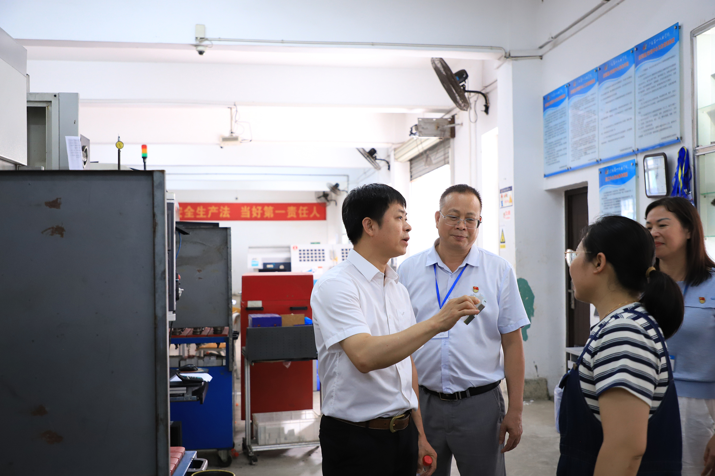 1748245779626225.jpg 1748245779626225.jpg