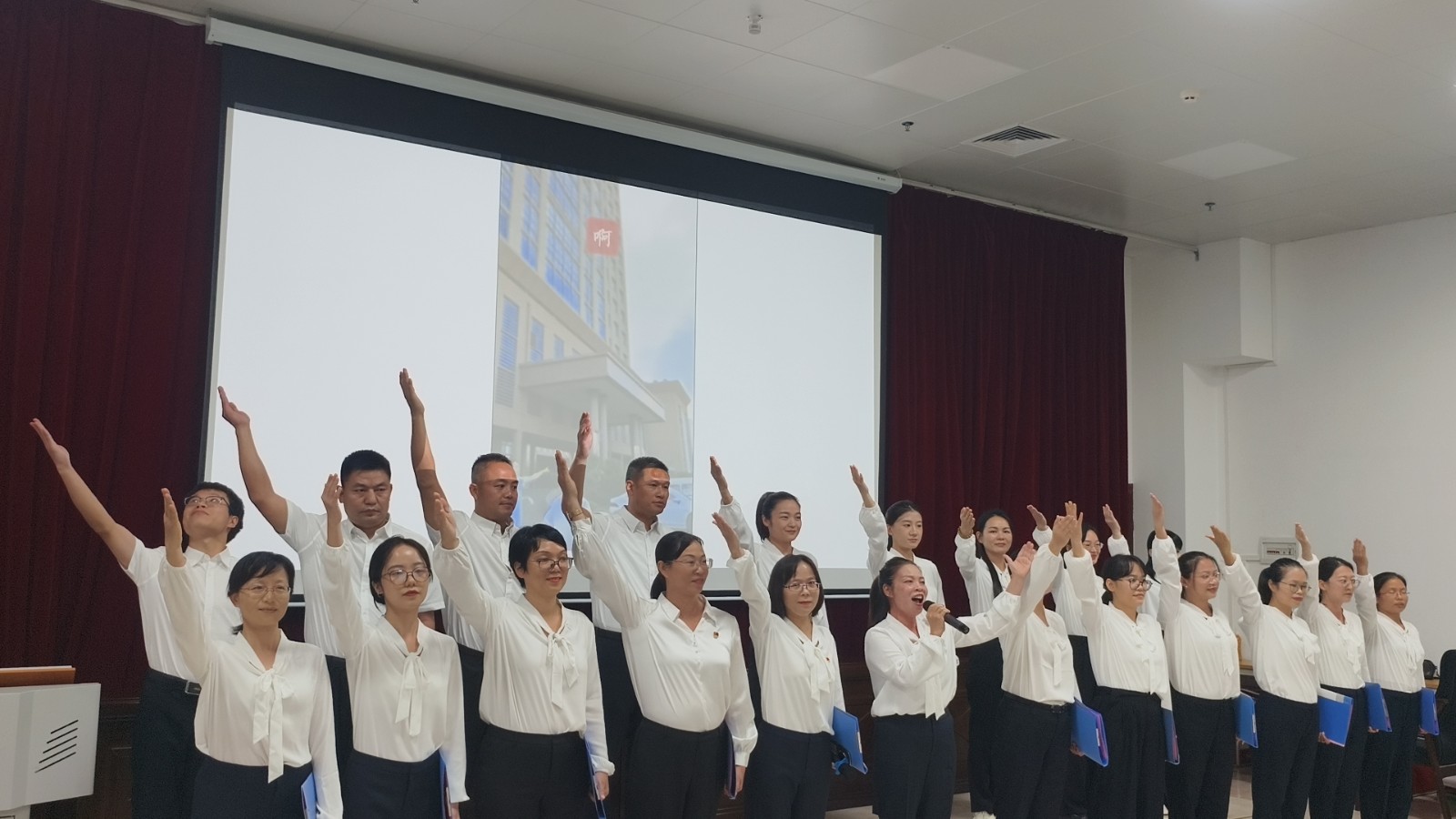 1758020928407785.jpg 1758020928407785.jpg