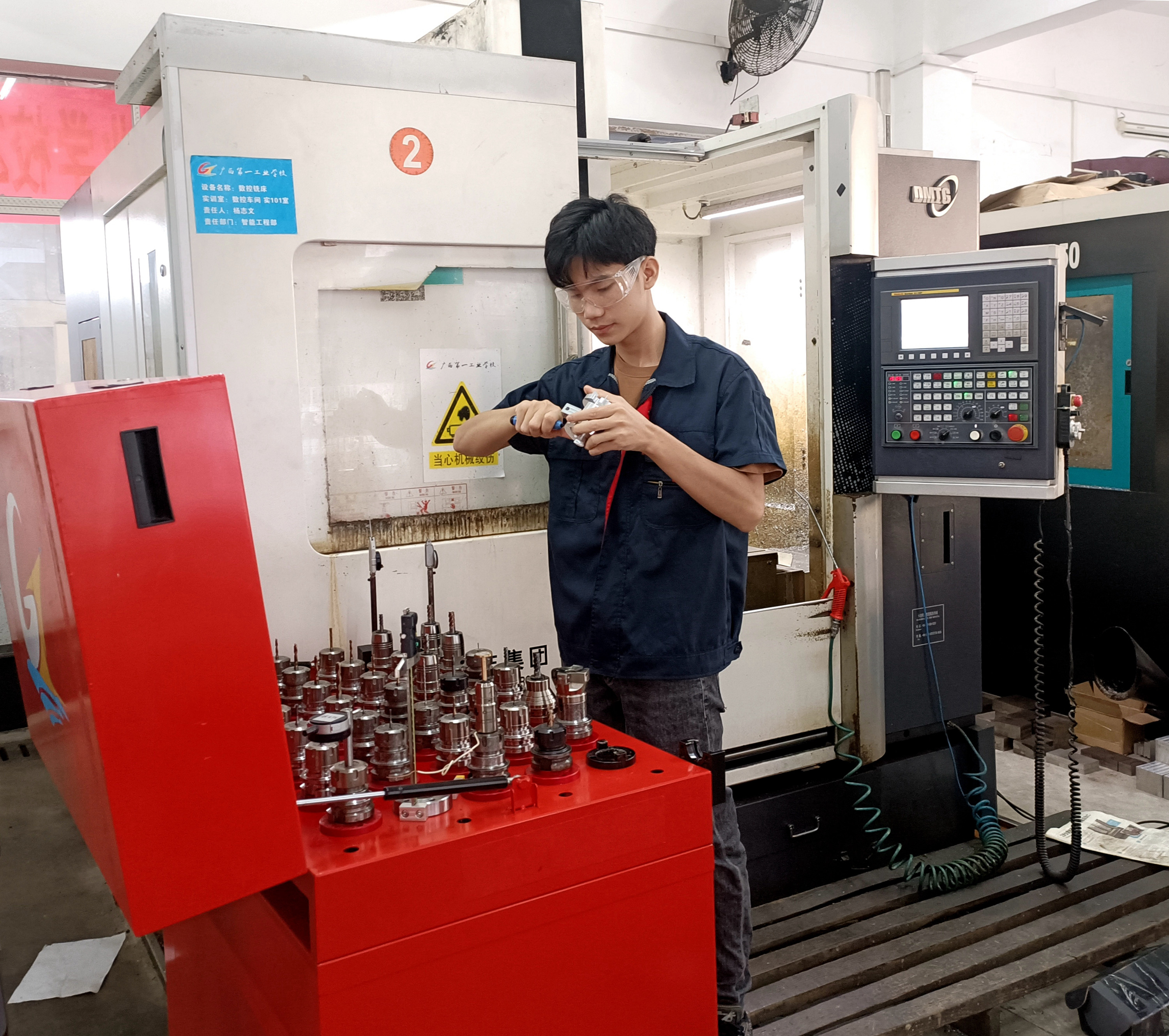 1758153376625482.jpg 1758153376625482.jpg