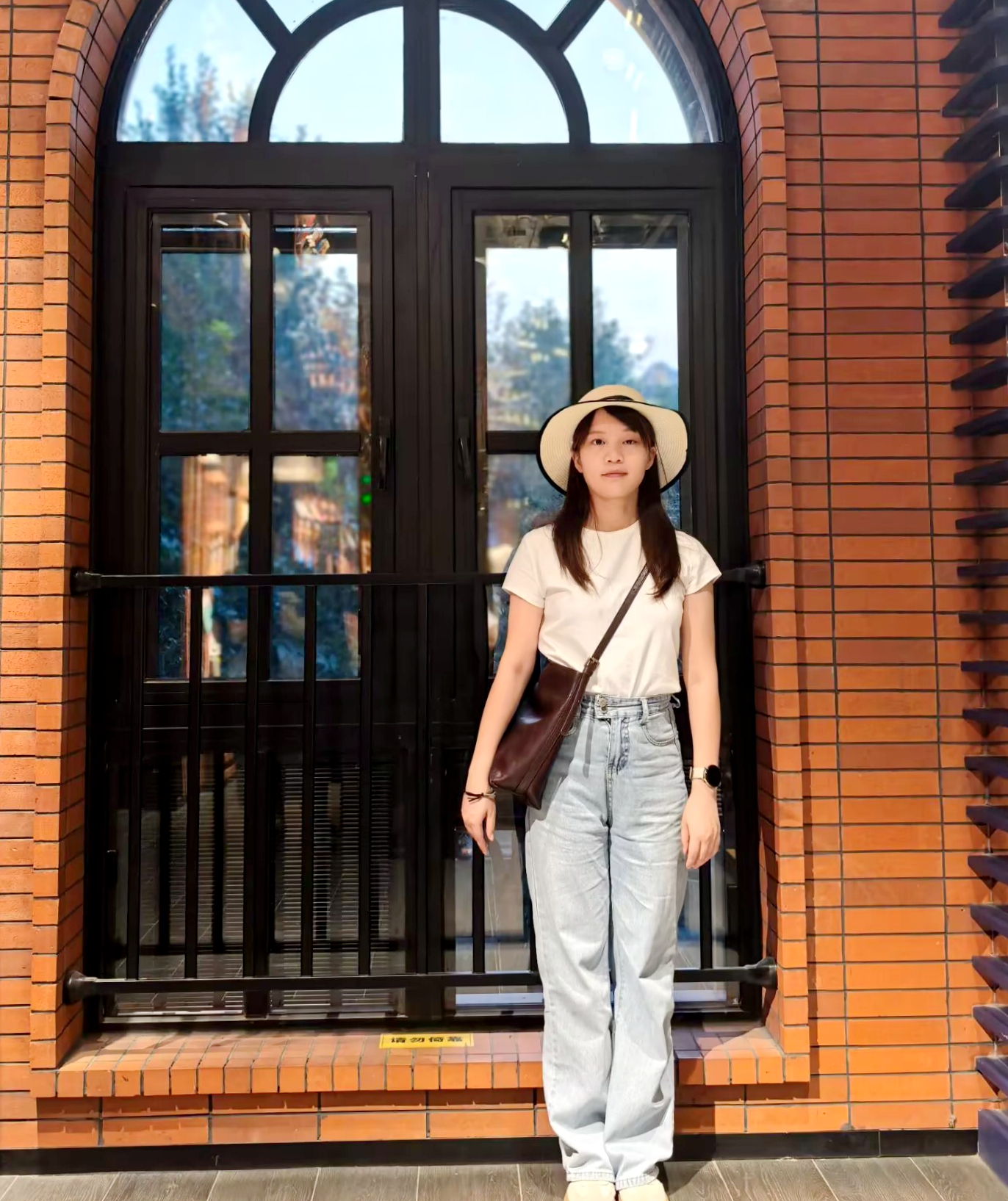 1759995248836531.jpg 1759995248836531.jpg