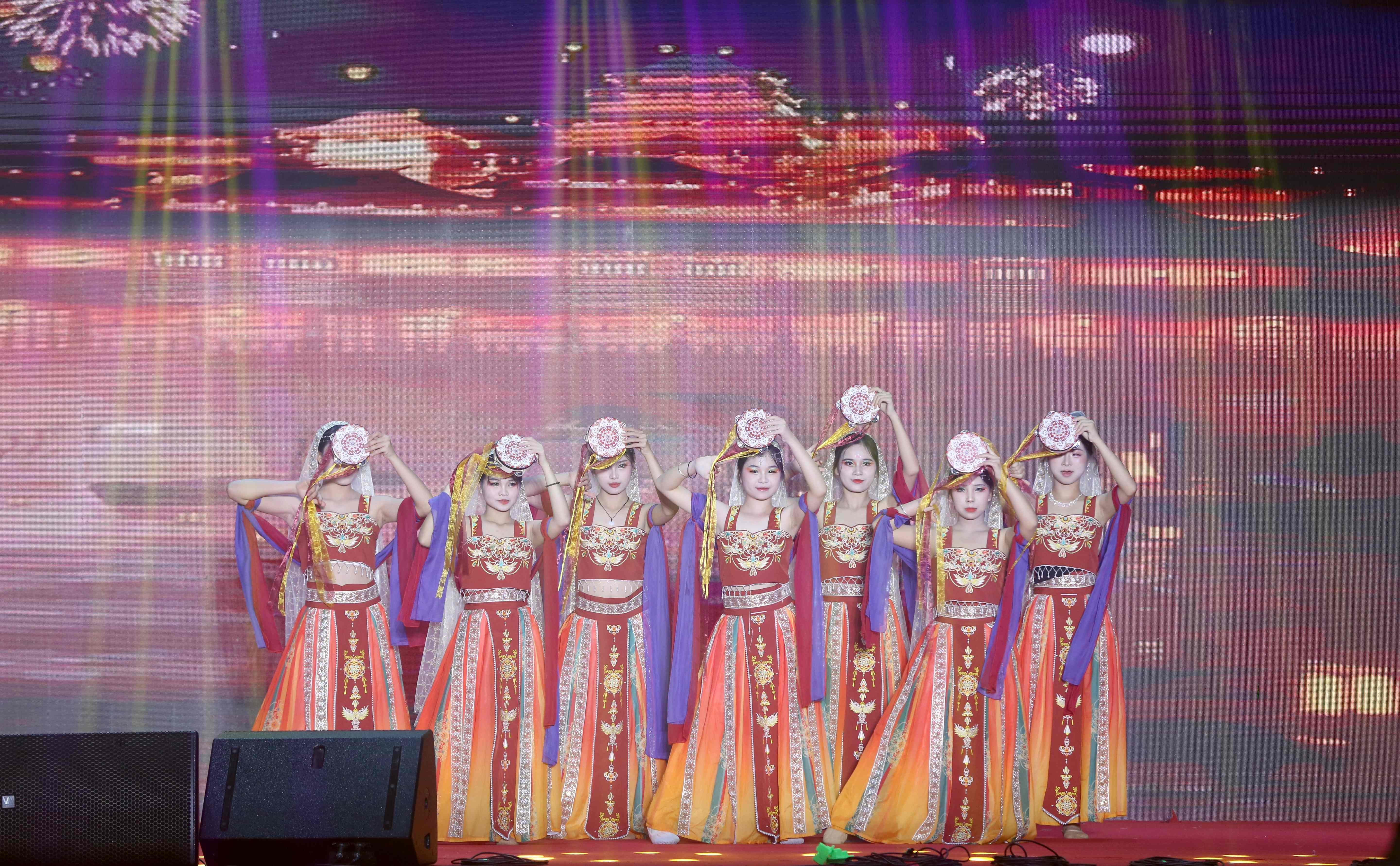 1767595938796652.jpg 1767595938796652.jpg